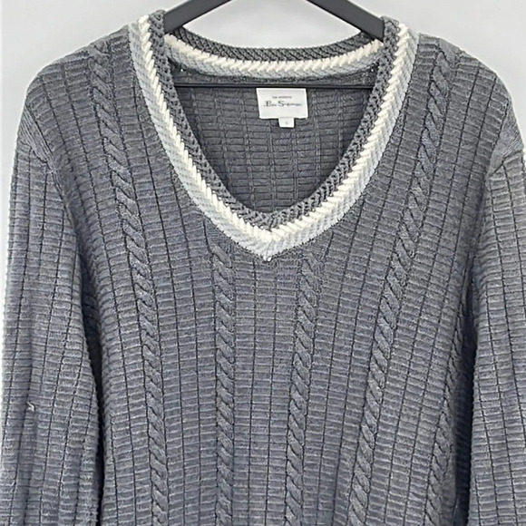 Ben Sherman Classic Varsity V Neck Sweater in Charcoal Heather - NWOT - Large - Picture 2 of 6